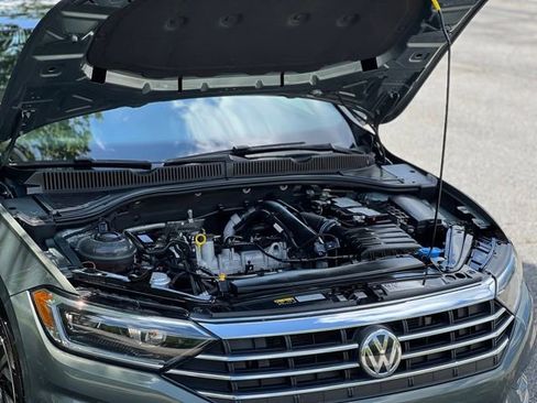 Used 2019 Volkswagen Jetta SEL Premium FWD image 44