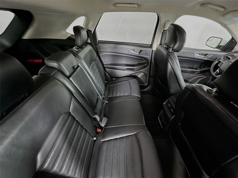 Used 2017 Ford Edge SEL w/ Equipment Group 201A image 25