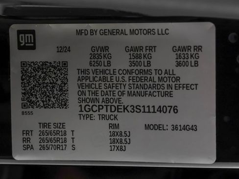 Used 2025 Chevrolet Colorado Z71 AWD/4WD image 47