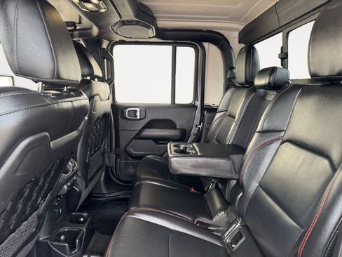 Used 2021 Jeep Gladiator Rubicon w/ Dual Top Group image 10