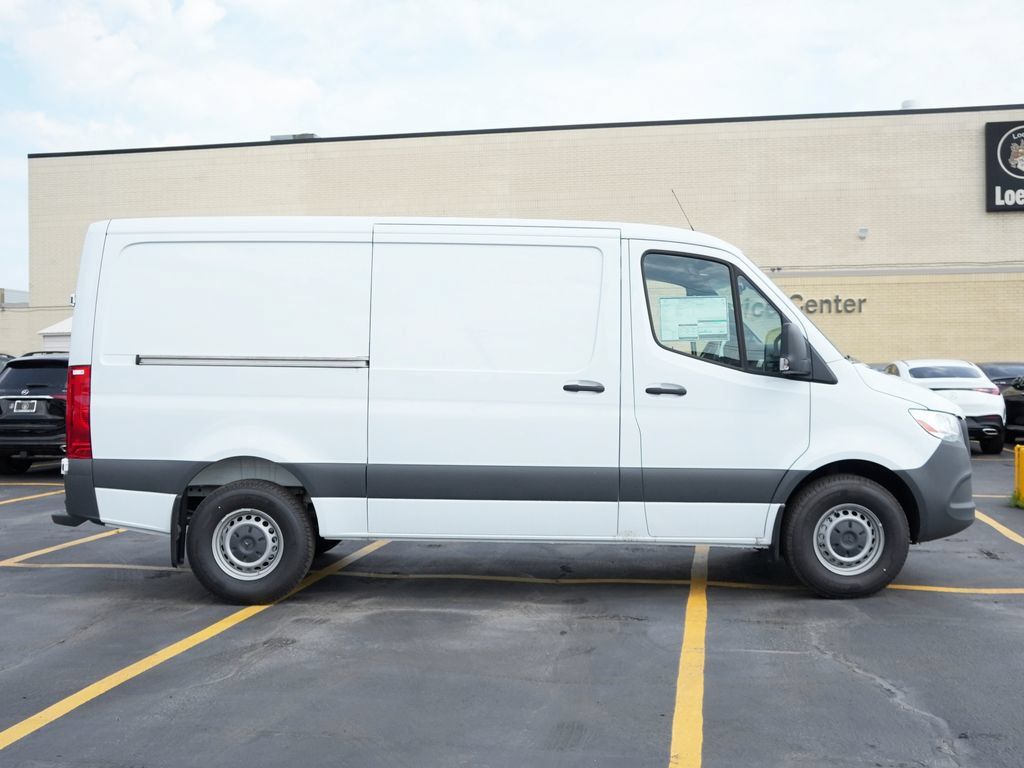 New 2026 Mercedes-Benz Sprinter 2500 image 2