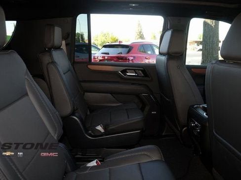 New 2025 GMC Yukon XL Denali w/ Sun & Power Step Package image 23