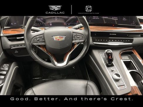 Used 2024 Cadillac Escalade Luxury AWD/4WD image 18