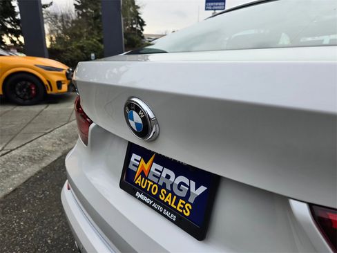 Used 2016 BMW 535i Gran Turismo image 17