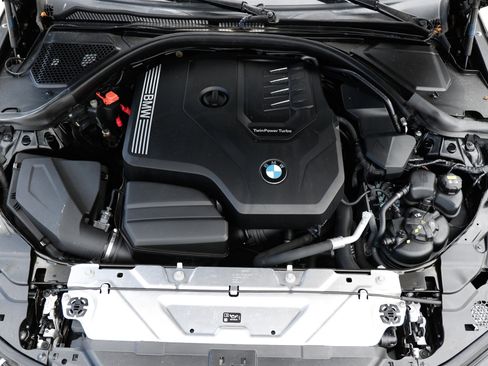 Used 2020 BMW 330i Sedan w/ M Sport Package RWD image 23
