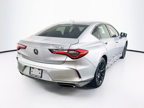 Used 2023 Acura TLX FWD image 3