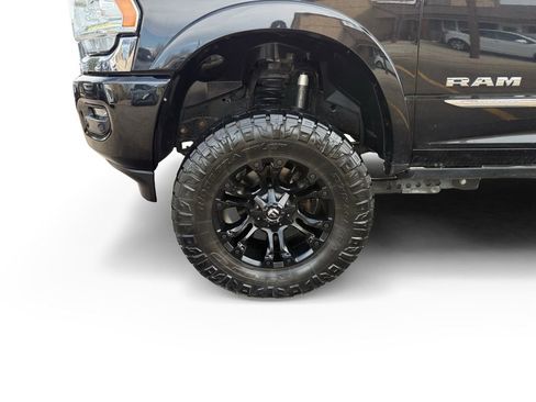 Used 2019 RAM 2500 Limited image 9