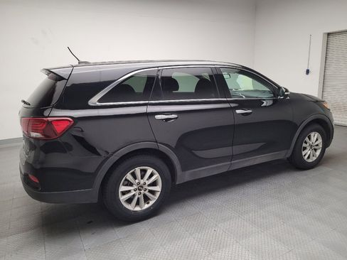 Used 2019 Kia Sorento L image 10