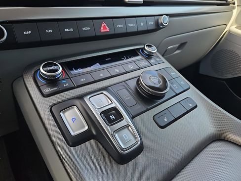 Used 2024 Hyundai Palisade SEL image 20