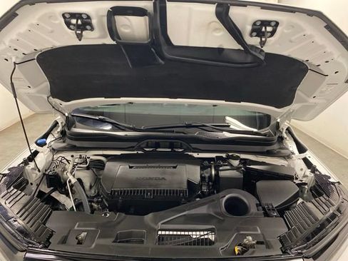 Used 2025 Honda Pilot TrailSport image 30