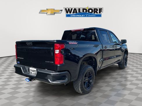 Used 2022 Chevrolet Silverado 1500 Custom Trail Boss AWD/4WD image 6