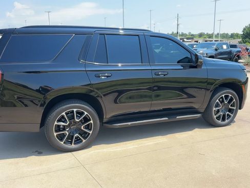 Used 2026 Chevrolet Tahoe RST AWD/4WD image 9
