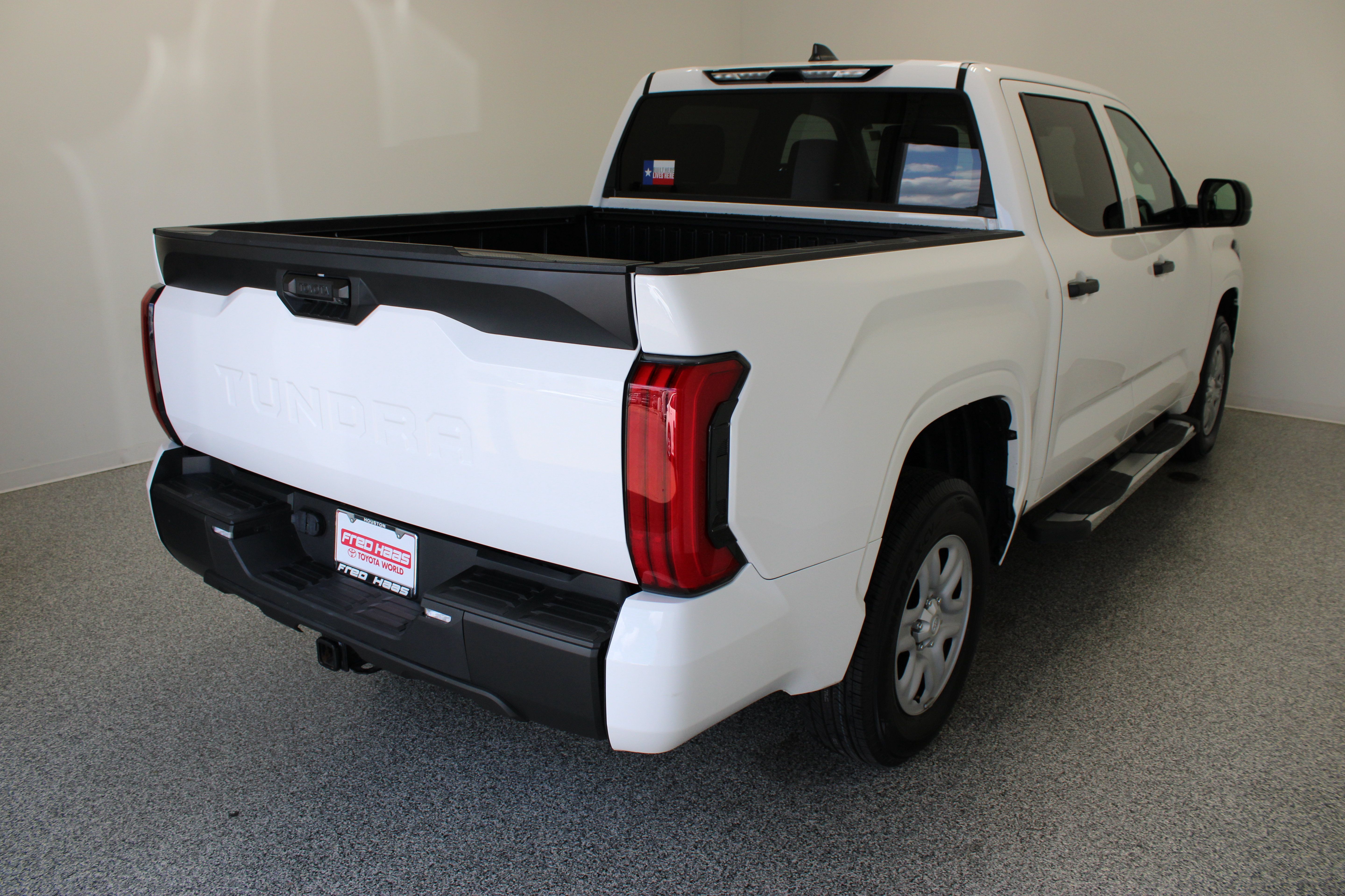 Used 2024 Toyota Tundra SR w/ SR Tow Package AWD/4WD image 7
