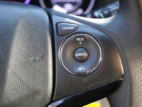 Used 2022 Honda HR-V Sport image 25