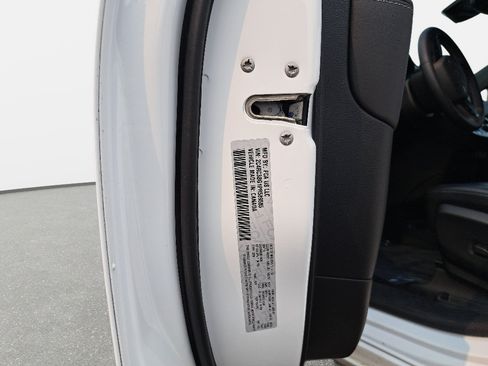 Certified 2023 Chrysler Pacifica Touring-L w/ Uconnect Theater Family Group AWD/4WD image 36