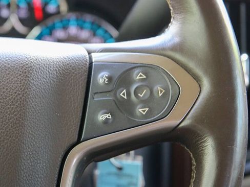 Used 2015 Chevrolet Silverado 1500 High Country w/ High Country Premium Package AWD/4WD image 37