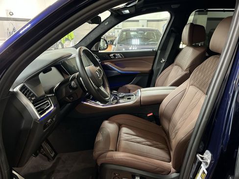 Certified 2023 BMW X5 M50i w/ Executive Package image 11