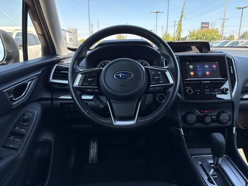 Used 2024 Subaru Forester Premium AWD/4WD image 17
