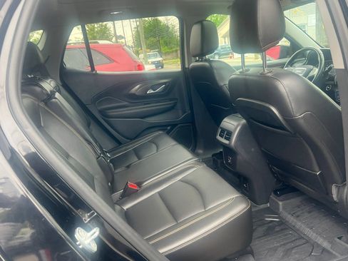 Used 2021 GMC Terrain SLT w/ Infotainment Package II AWD/4WD image 29
