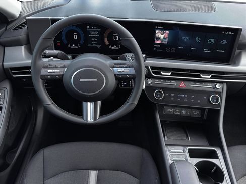New 2026 Hyundai Sonata SEL FWD image 17