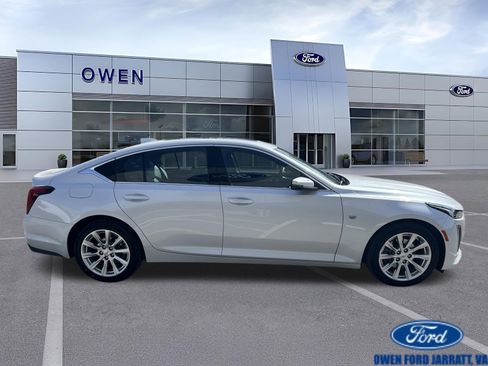 Used 2021 Cadillac CT5 Luxury w/ Sun And Sound Package AWD/4WD image 3