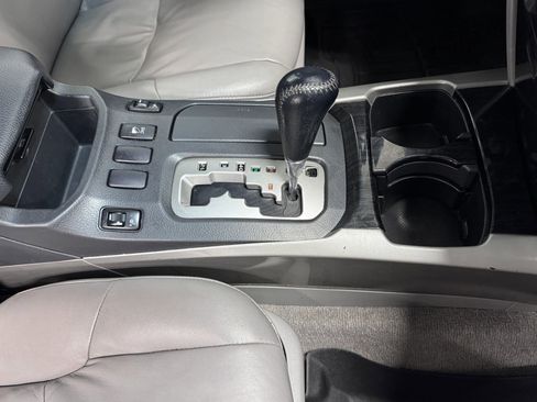 Used 2007 Toyota 4Runner Limited image 12