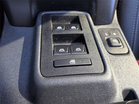 Certified 2025 Ford Bronco Badlands image 23