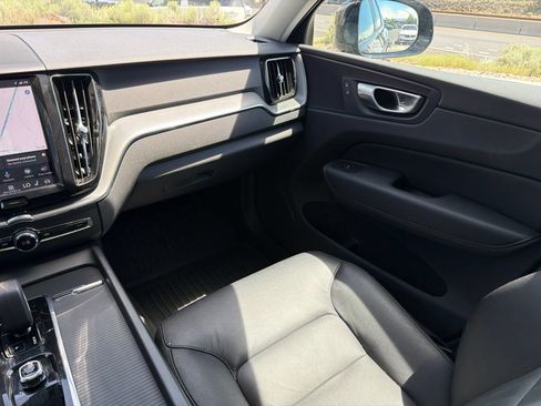 Used 2024 Volvo XC60 B5 Core w/ Protection Package Premier AWD/4WD image 13