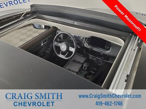 Used 2021 Nissan Rogue SL w/ Premium Package image 5