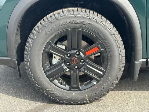 New 2026 Nissan Rogue SV AWD/4WD image 13