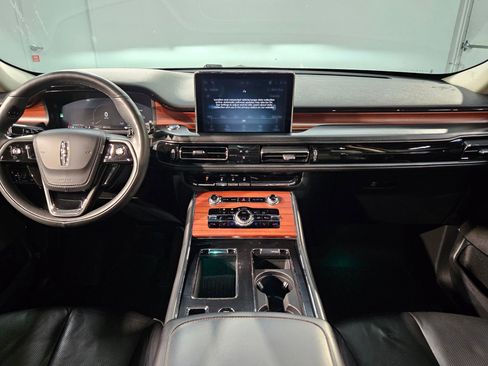 Used 2022 Lincoln Aviator Grand Touring w/ Elements Package Plus AWD/4WD image 10