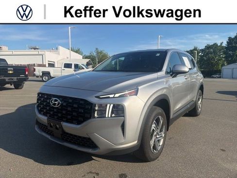 Used 2023 Hyundai Santa Fe SE AWD/4WD image 1