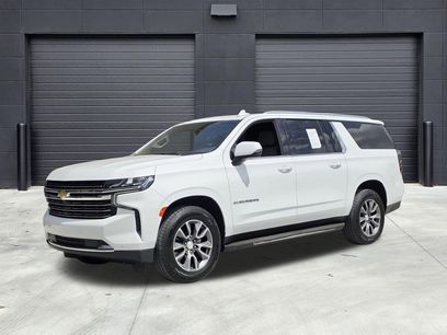 Used 2022 Chevrolet Suburban LT w/ Luxury Package