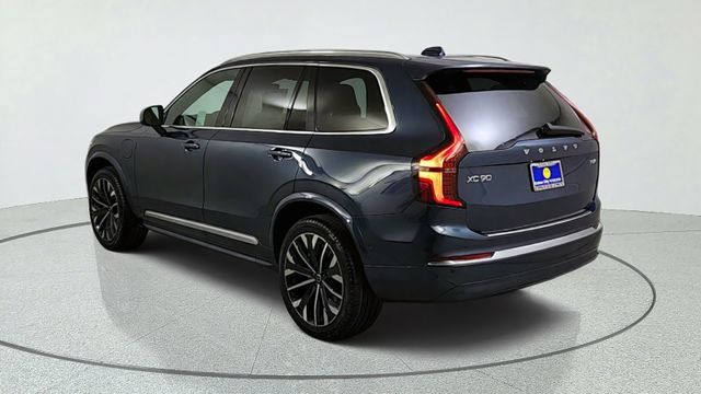 New 2026 Volvo XC90 T8 Plus w/ Protection Package AWD/4WD image 5
