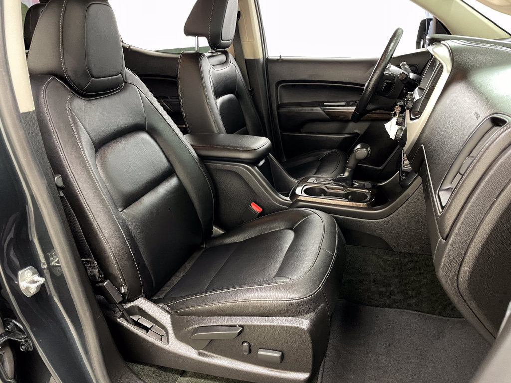 Used 2017 GMC Canyon SLT w/ Driver Alert Package AWD/4WD image 39