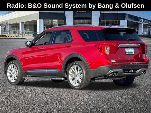 Used 2022 Ford Explorer Platinum w/ Equipment Group 601A image 7