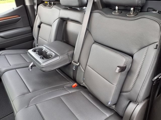 Used 2024 GMC Sierra 1500 Denali w/ Technology Package AWD/4WD image 42