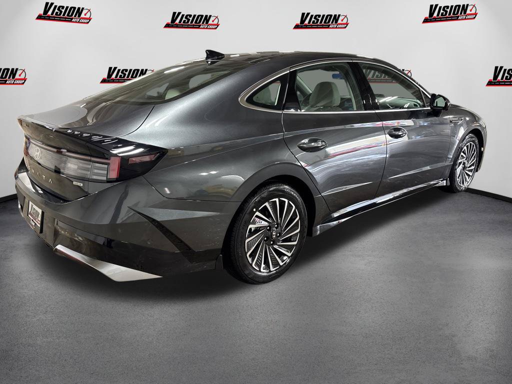New 2026 Hyundai Sonata Limited FWD image 5