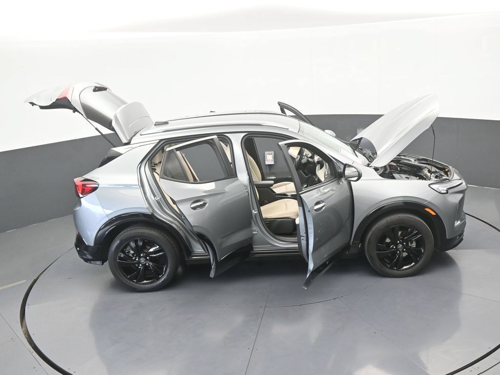 Used 2024 Buick Encore GX Sport Touring FWD image 65
