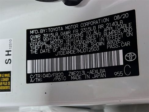 Used 2021 Toyota Corolla LE image 29