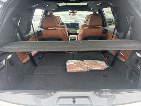 New 2026 BMW X7 xDrive40i w/ Executive Package image 9