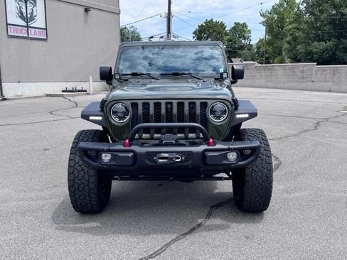 Used 2023 Jeep Gladiator Rubicon w/ LED Lighting Group AWD/4WD image 8