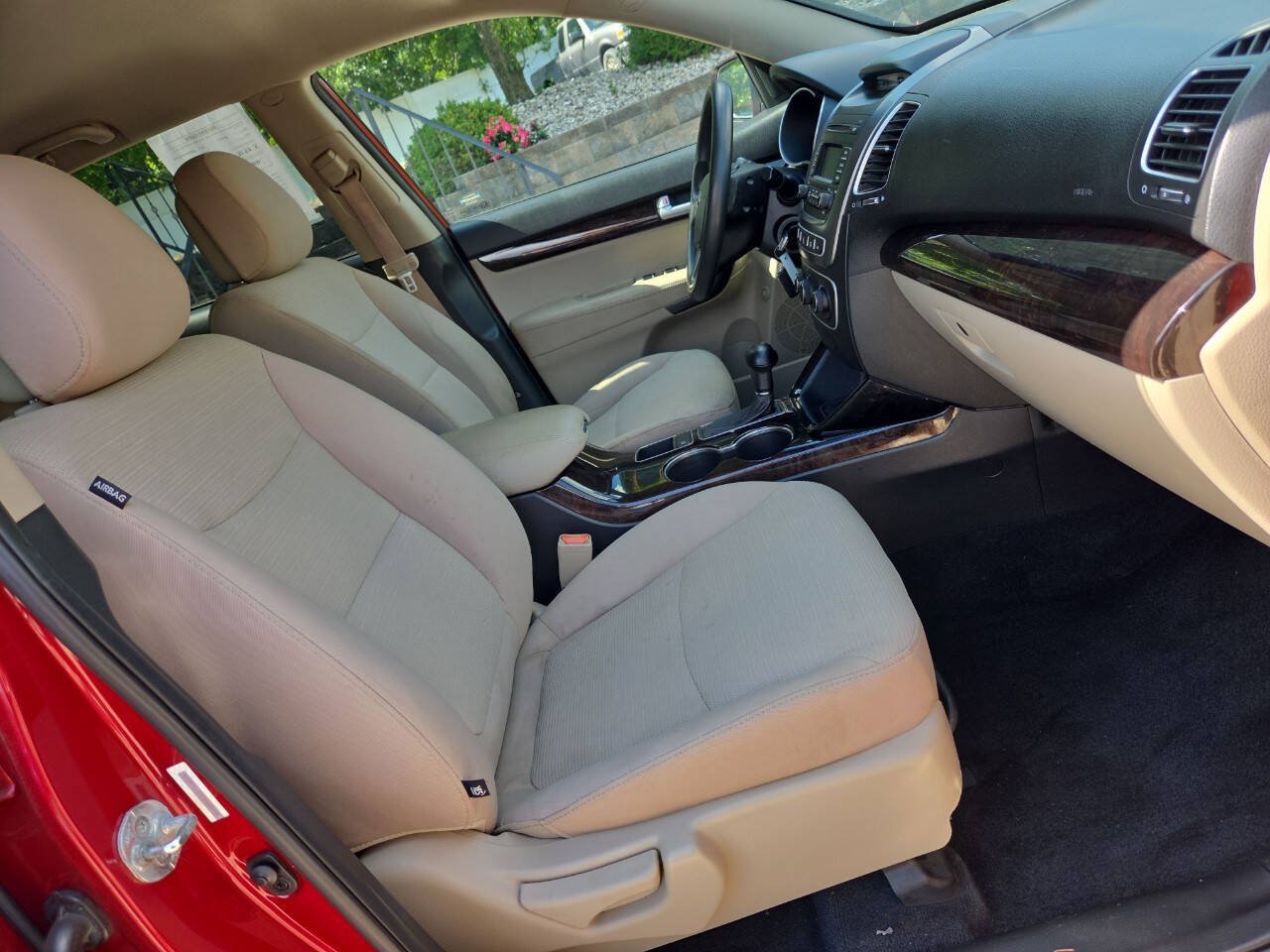 Used 2015 Kia Sorento LX AWD/4WD image 24