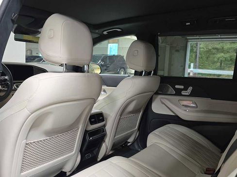 New 2025 Mercedes-Benz GLS 63 AMG 4MATIC image 21