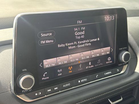 Used 2025 Nissan Rogue SV FWD image 20