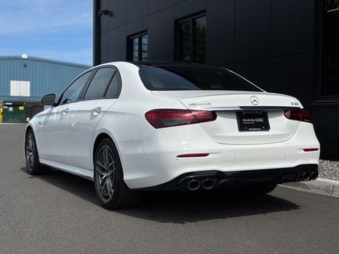 Used 2022 Mercedes-Benz E 53 AMG 4MATIC Sedan image 5