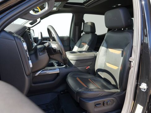 Used 2020 GMC Sierra 1500 AT4 w/ AT4 Premium Package AWD/4WD image 13