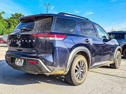 Used 2022 Nissan Pathfinder SV FWD image 6