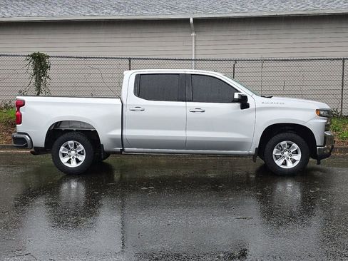 Used 2019 Chevrolet Silverado 1500 LT w/ All-Star Edition image 2