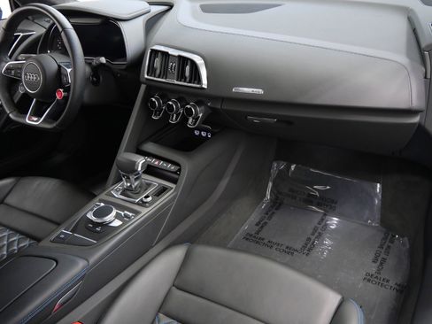 Used 2022 Audi R8 V10 RWD image 14